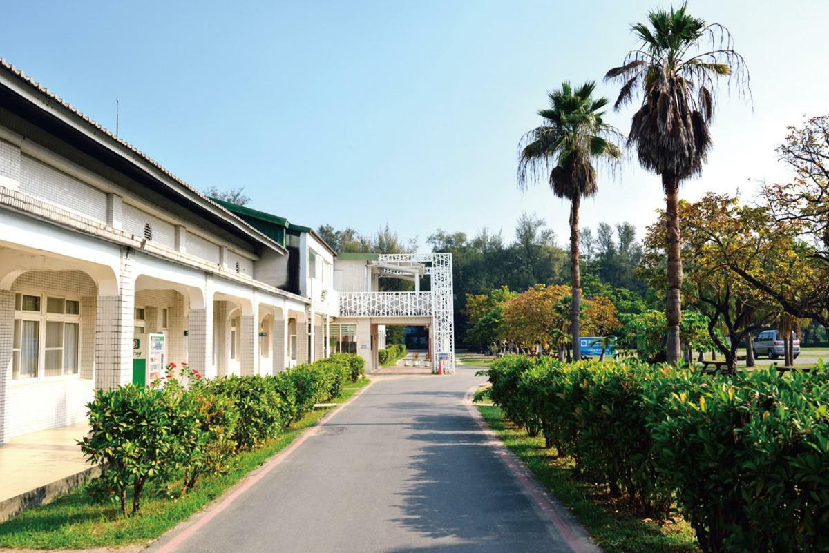 Chengching Lakefront Resort Kaohsiung Esterno foto